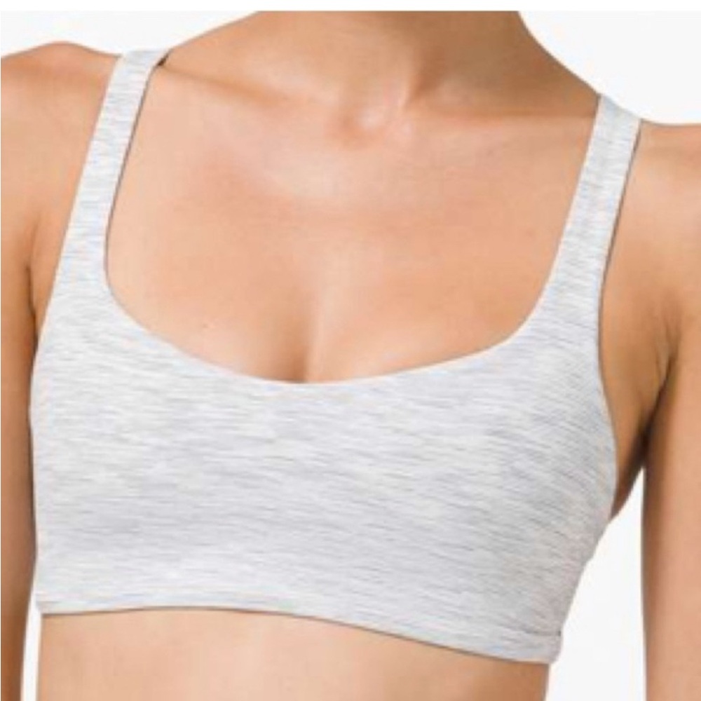 Lululemon free to be sports bra